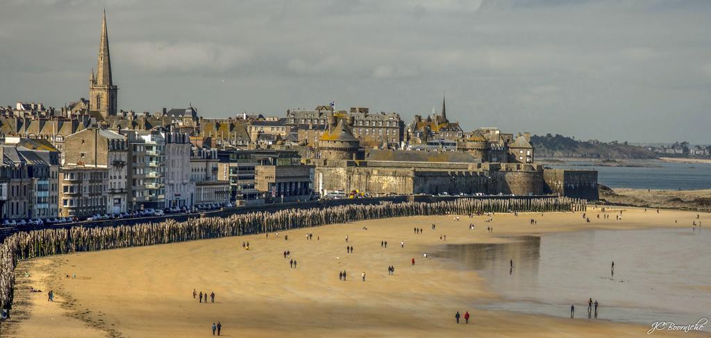 Ambassadeurs Logis Hotel Saint-Malo Exterior foto